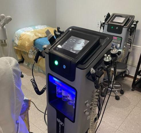 無(wú)錫華美醫(yī)療美容門(mén)診部_醫(yī)院儀器