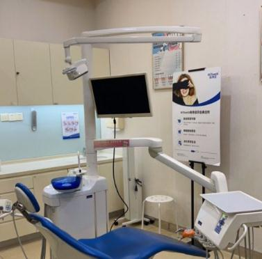 無(wú)錫拜博口腔醫(yī)院_治療室