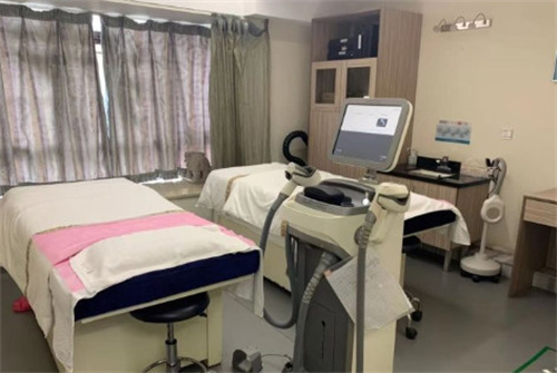 烏海亨曼尼醫(yī)療美容診所_治療室