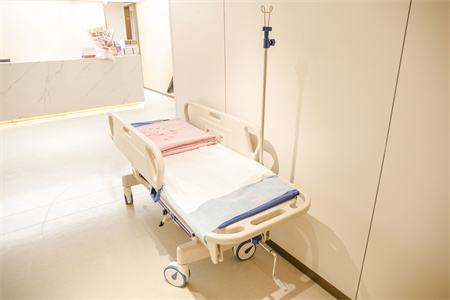 渭南現(xiàn)代婦科醫(yī)院整形外科_移動輸液