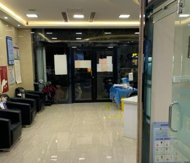 濰坊玉石口腔門診部_大廳