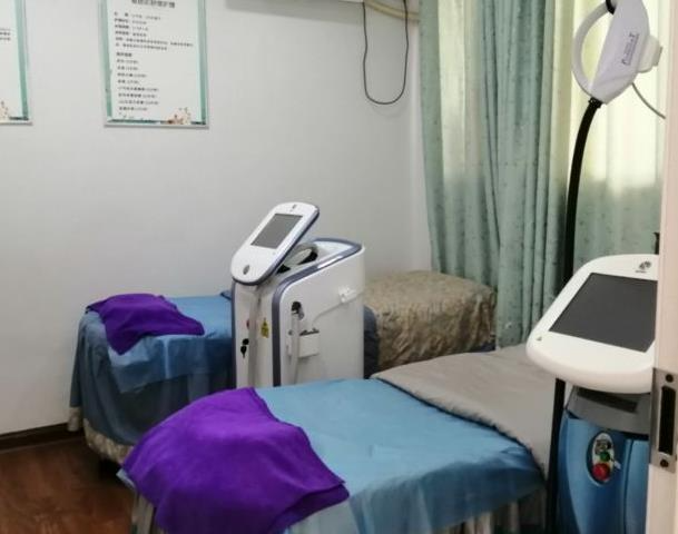 銅仁天姿梵童醫(yī)療美容門診部_治療室