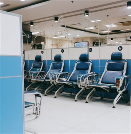 天津整形外科醫(yī)院_輸液區(qū)