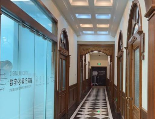 天津陽(yáng)光樹(shù)口腔門診部_走廊