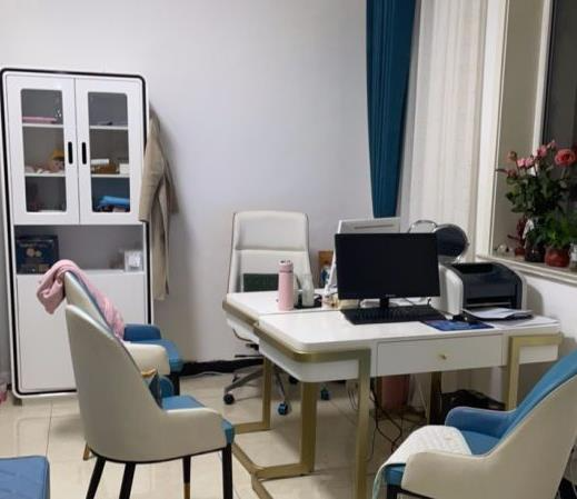 天津時(shí)光整形美容門(mén)診部_咨詢室