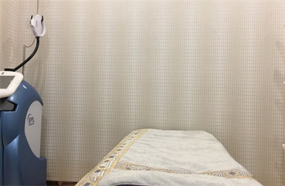 天津漢誠醫(yī)療美容門診部_治療室