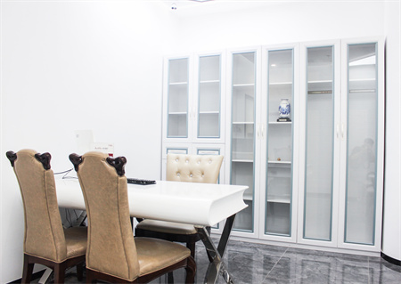 天津爾灣醫(yī)療美容門診部_咨詢室