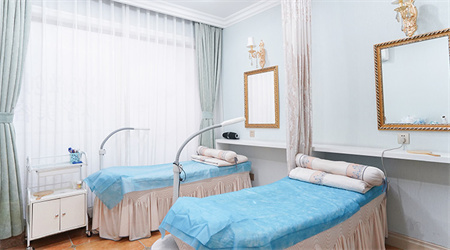 滕州時(shí)光醫(yī)療美容門診部_紋繡室