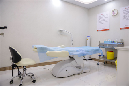 天津愛慕芳容醫(yī)療美容門診部_注射室