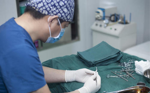 哪些人適合做下巴整形?整形下巴多少錢?