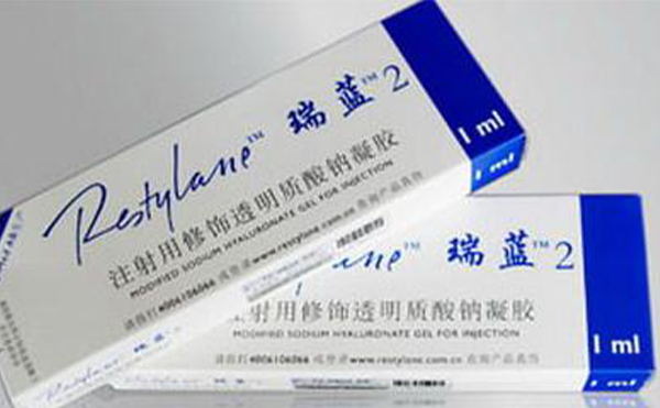 注射隆鼻的材料是怎么取出的?