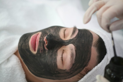 黑臉娃娃美膚的效果怎么樣  黑臉娃娃美白嫩膚多久見(jiàn)效