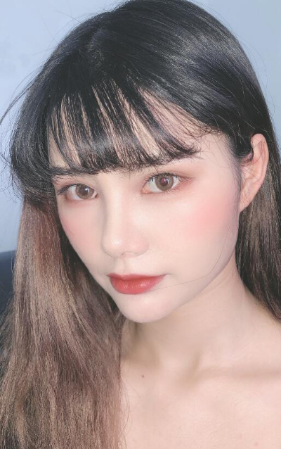 長春亞韓醫(yī)學(xué)美容醫(yī)院做面部吸脂術(shù)后平時(shí)化個(gè)妝也是美美的