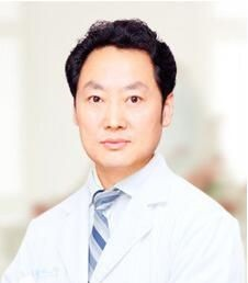 上海時(shí)光整形趙克昶做耳軟骨隆鼻案例展示