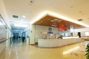 成都愛(ài)迪眼科醫(yī)院