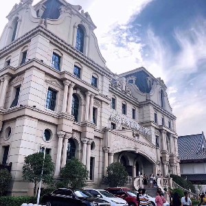 鄭州安美星河醫(yī)療美容門(mén)診部